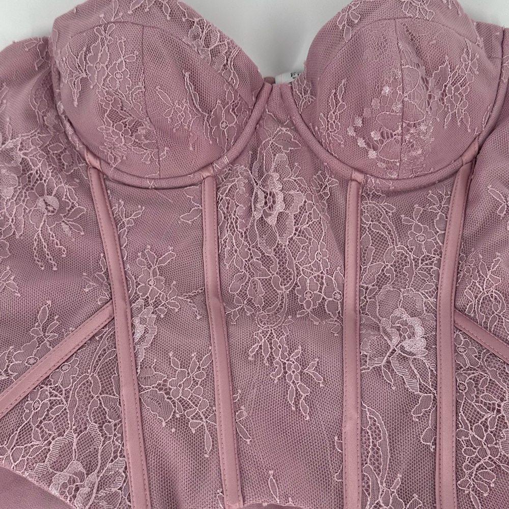 Dress - Picture 2 of 5